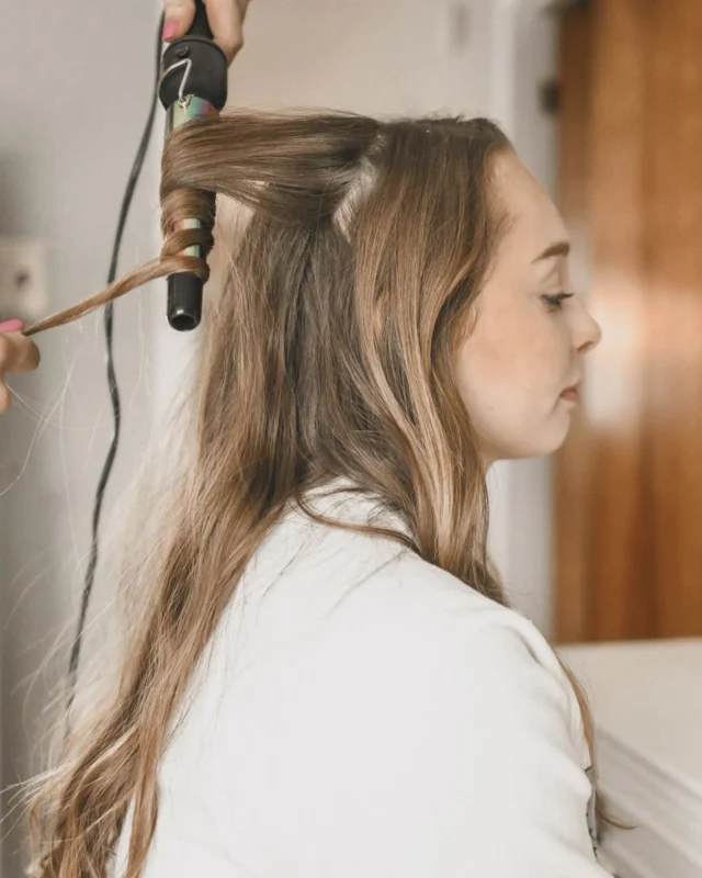 Your at home hair styling and treatment solutions. We care about you and your hair and requirements. Reach out for a simple blow dry or an event styling. 

[hair, hair styling, home spa, dubai, care, luxury]